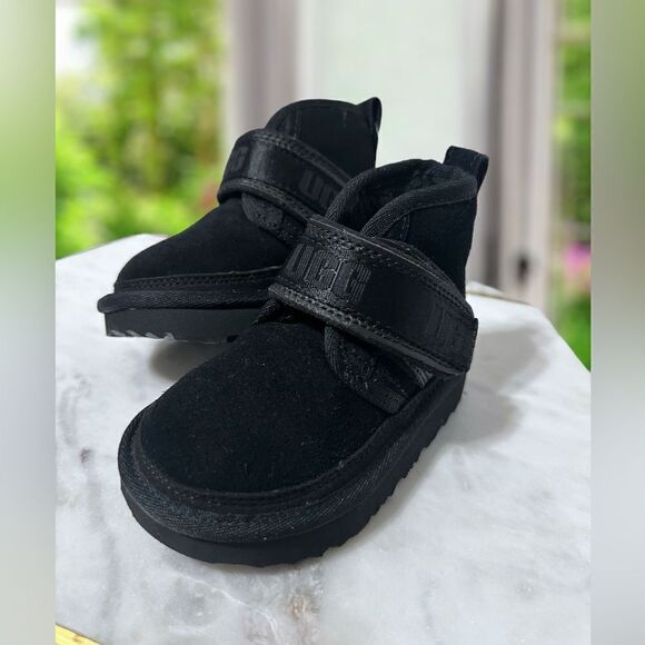 UGG Toddler Neumel Snapback V Strap chukka Winter Snow Shearling Boot Size 6 - Picture 3 of 12